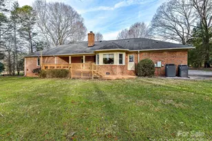 3517 Honeysuckle Dr, Matthews, NC 28104 - Photo 30