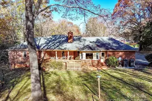 3517 Honeysuckle Dr, Matthews, NC 28104 - Photo 46