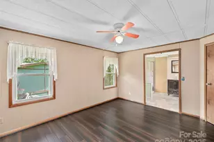 64 Mountain Site Ln, Asheville, NC 28803 - Photo 12