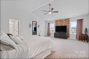 919 Rock Haven Dr, Charlotte, NC 28216 - Photo 20