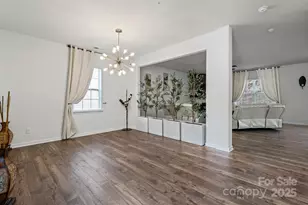 919 Rock Haven Dr, Charlotte, NC 28216 - Photo 2