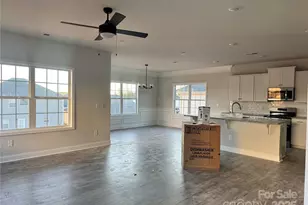 717 Inwood Hill Dr, Gastonia, NC 28056 - Photo 8