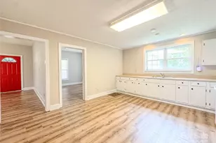 818 Grier St, Lincolnton, NC 28092 - Photo 8