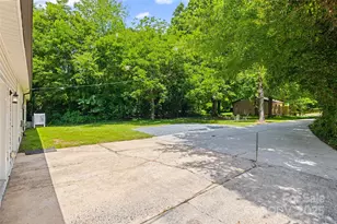 1045 Dooley Dr, Charlotte, NC 28227 - Photo 28