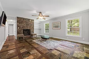 1045 Dooley Dr, Charlotte, NC 28227 - Photo 8