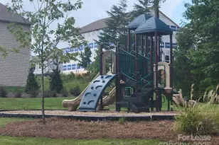 10422 Bradstreet Commons Way, Charlotte, NC 28215 - Photo 24