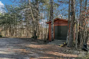 120 Sweetbriar Rd N, Lake Lure, NC 28746 - Photo 38