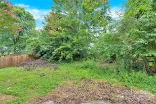 12016 Gemstone Ct, Charlotte, NC 28269 - Photo 32