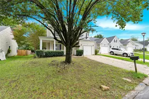 12016 Gemstone Ct, Charlotte, NC 28269 - Photo 4