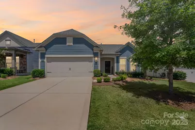 689 Birchway Drive, Fort Mill, SC 29715 - Photo 2