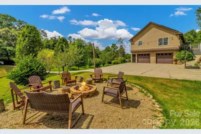 159 S Willow Brook Drive, Asheville, NC 28806 - Photo 2