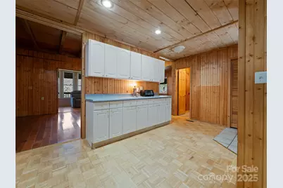 140 Hangin Dog Lane, Lake Toxaway, NC 28747 - Photo 8