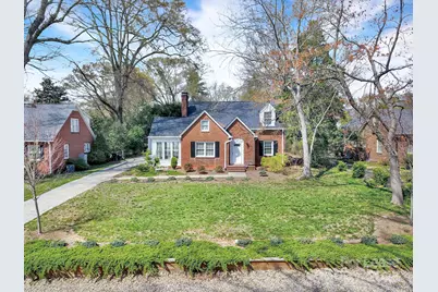 1221 Oakwood Avenue, Gastonia, NC 28052 - Photo 1