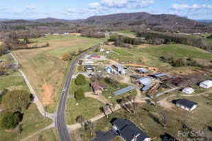 2022 Friendship Church Rd, Taylorsville, NC 28681 - Photo 4