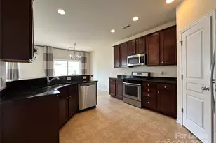 6516 Portland Rose Ln, Charlotte, NC 28210 - Photo 8