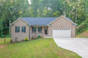 152 Postell Dr, Statesville, NC 28625 - Photo 1