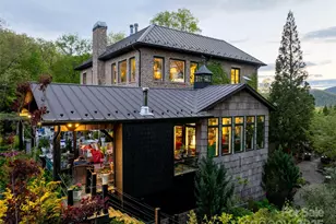 13084 Canada Rd, Tuckasegee, NC 28783 - Photo 10