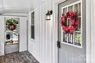 87 2nd St, Marion, NC 28752 - Photo 4