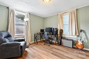 87 2nd St, Marion, NC 28752 - Photo 24