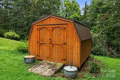 102 Aycock Street, Black Mountain, NC 28711 - Photo 8