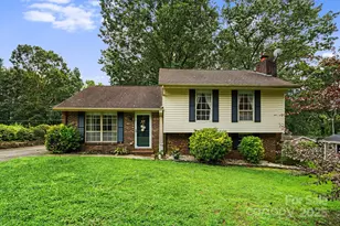 102 Aycock St, Black Mountain, NC 28711 - Photo 2