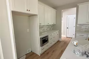 5019 Ardenwoods Dr, Charlotte, NC 28215 - Photo 10