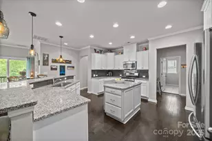 18804 Avery Park Dr, Cornelius, NC 28031 - Photo 16