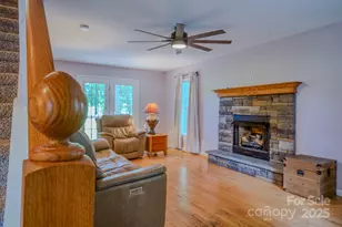 303 Theron Ct, Candler, NC 28715 - Photo 6