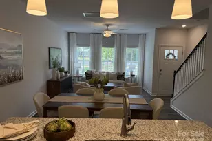 2936 Sloan Dr, Charlotte, NC 28208 - Photo 4