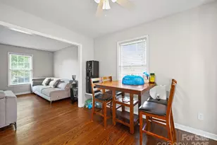 7335 Meadowdale Ln, Charlotte, NC 28212 - Photo 8