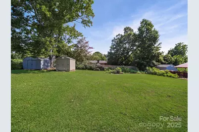 7335 Meadowdale Lane, Charlotte, NC 28212 - Photo 36