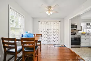 7335 Meadowdale Ln, Charlotte, NC 28212 - Photo 6