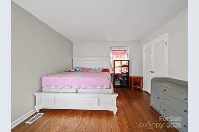 7335 Meadowdale Lane, Charlotte, NC 28212 - Photo 14