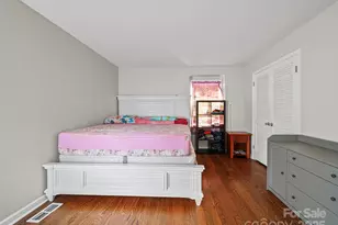 7335 Meadowdale Ln, Charlotte, NC 28212 - Photo 14