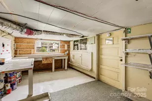 141 Macedonia Rd, Asheville, NC 28804 - Photo 22