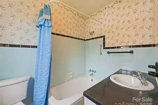 241 Grandview Cir, Waynesville, NC 28786 - Photo 20