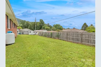 241 Grandview Circle, Waynesville, NC 28786 - Photo 8