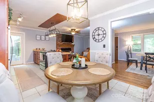 936 Toxaway Dr, Hendersonville, NC 28791 - Photo 10