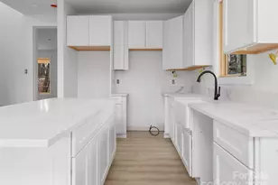 365 Cherokee Cir, Lake Toxaway, NC 28747 - Photo 20