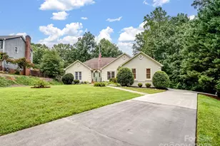 202 Woodridge Dr, Belmont, NC 28012 - Photo 4