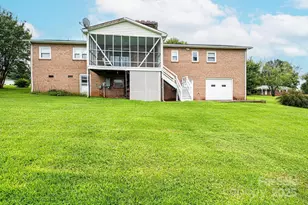 2541 Raintree St, Connelly Springs, NC 28612 - Photo 38