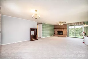 2541 Raintree St, Connelly Springs, NC 28612 - Photo 4