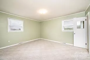 2541 Raintree St, Connelly Springs, NC 28612 - Photo 16