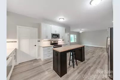 776 S Grove Street #EXT, Lincolnton, NC 28092 - Photo 4