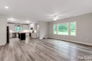 776 S Grove St, Lincolnton, NC 28092 - Photo 20