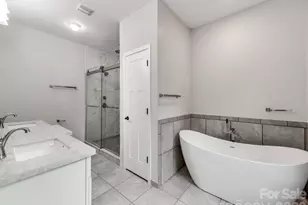 776 S Grove St, Lincolnton, NC 28092 - Photo 6