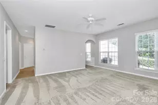 911 Lily Magnolia Ct, Fort Mill, SC 29707 - Photo 10