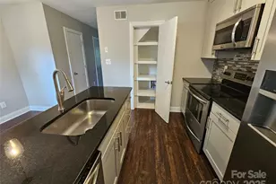 307 French St, Charlotte, NC 28216 - Photo 10