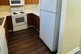 575 Goldstaff Ln, Charlotte, NC 28273 - Photo 10