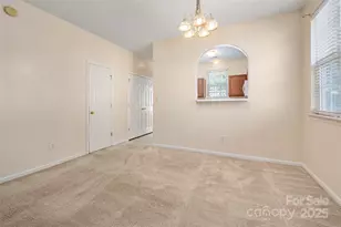 575 Goldstaff Ln, Charlotte, NC 28273 - Photo 8